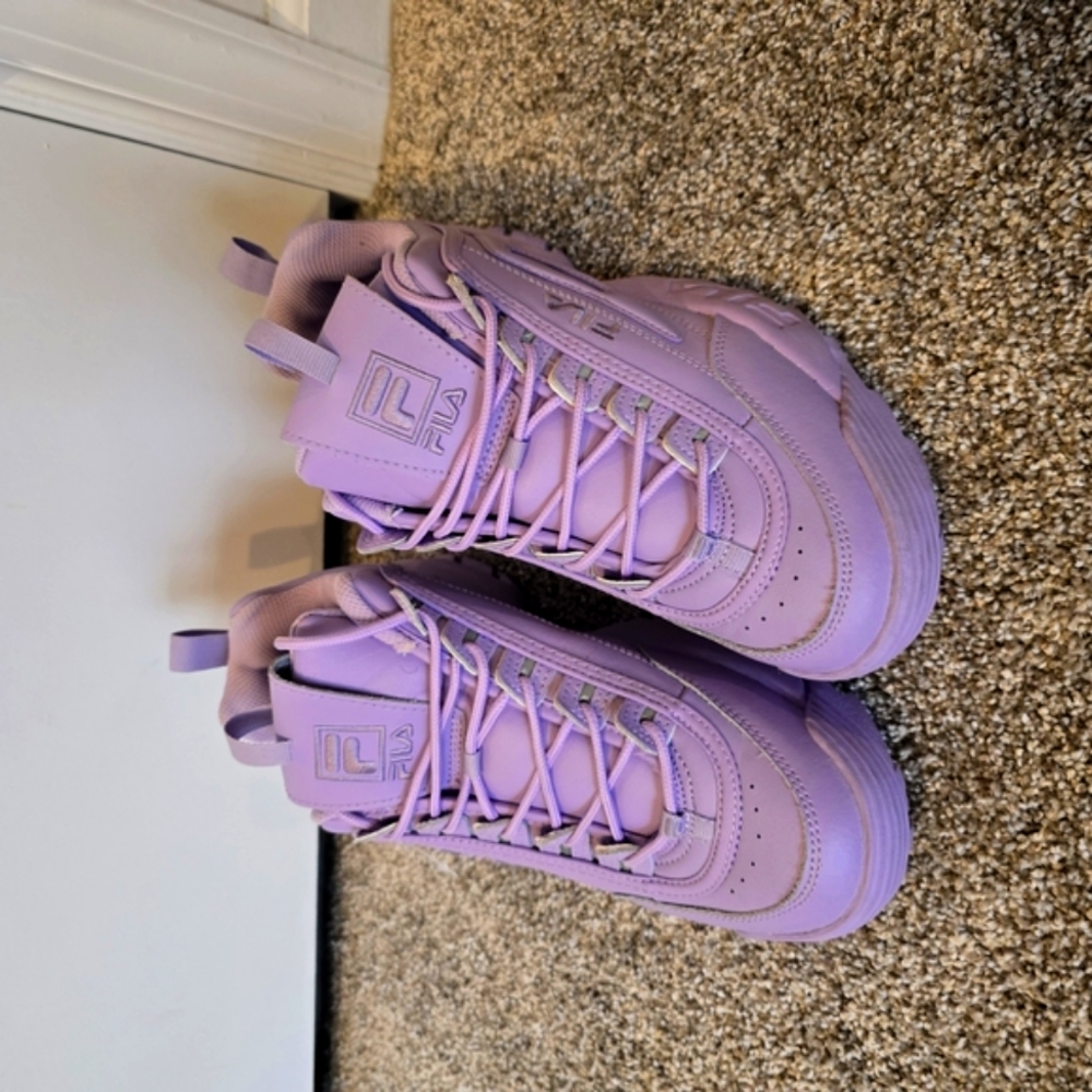 Wonen Fila Lavender High-Top Sneakers Size 10